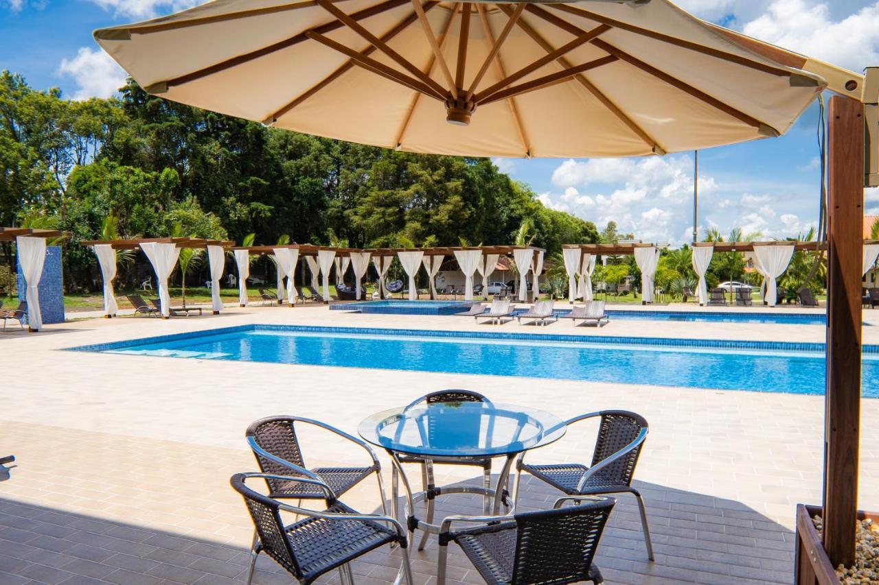 Hotel Lago Dourado Dois Vizinhos Exterior photo